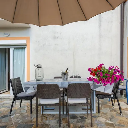 Apartment Izabela * Porec