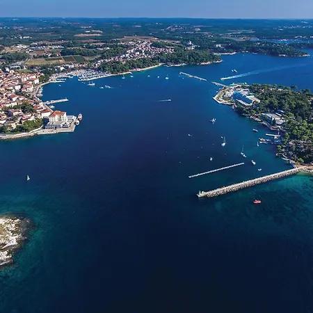 Apartment Gorgeous Apartment In Porec With Kitchen *